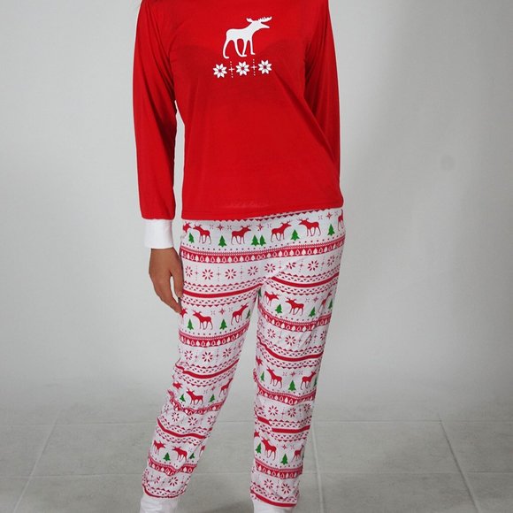 COPY - Matching Red White Reindeer Winter Christmas Family Pajamas PJs Men Wome… - Picture 9 of 16